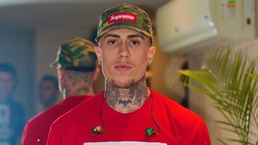 MC Daniel celebra que MC Ryan reatou romance com a namorada