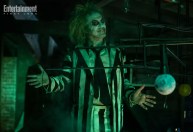"Beetlejuice 2": primeiras fotos de Michael Keaton caracterizado são reveladas