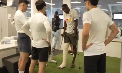 Após "pior lesão possível", zagueiro do Valencia pode ter que se aposentar