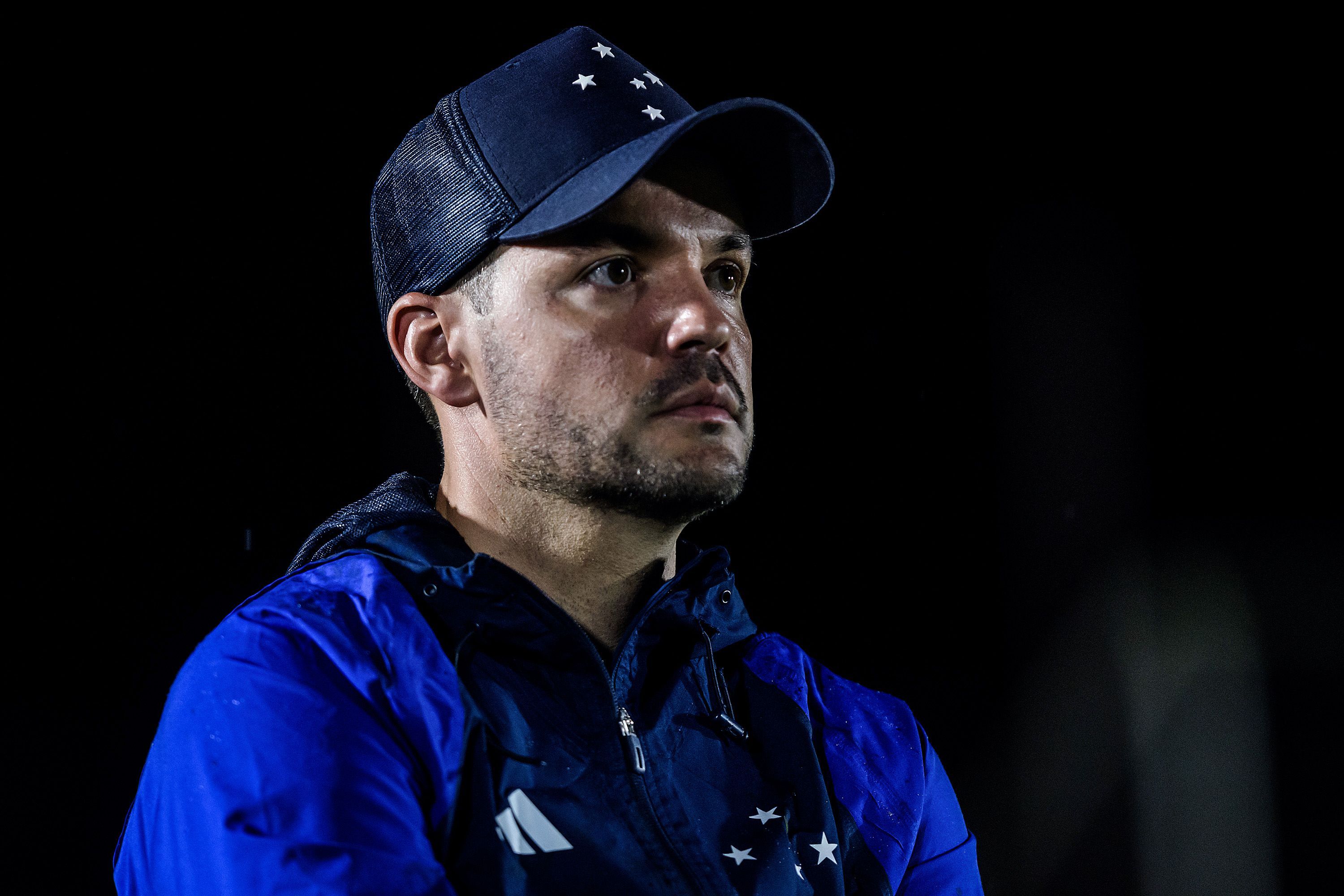 Nicolás Lárcamon: técnico do Cruzeiro