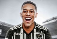 Atlético-MG anuncia contratação do atacante colombiano Brahian Palacios