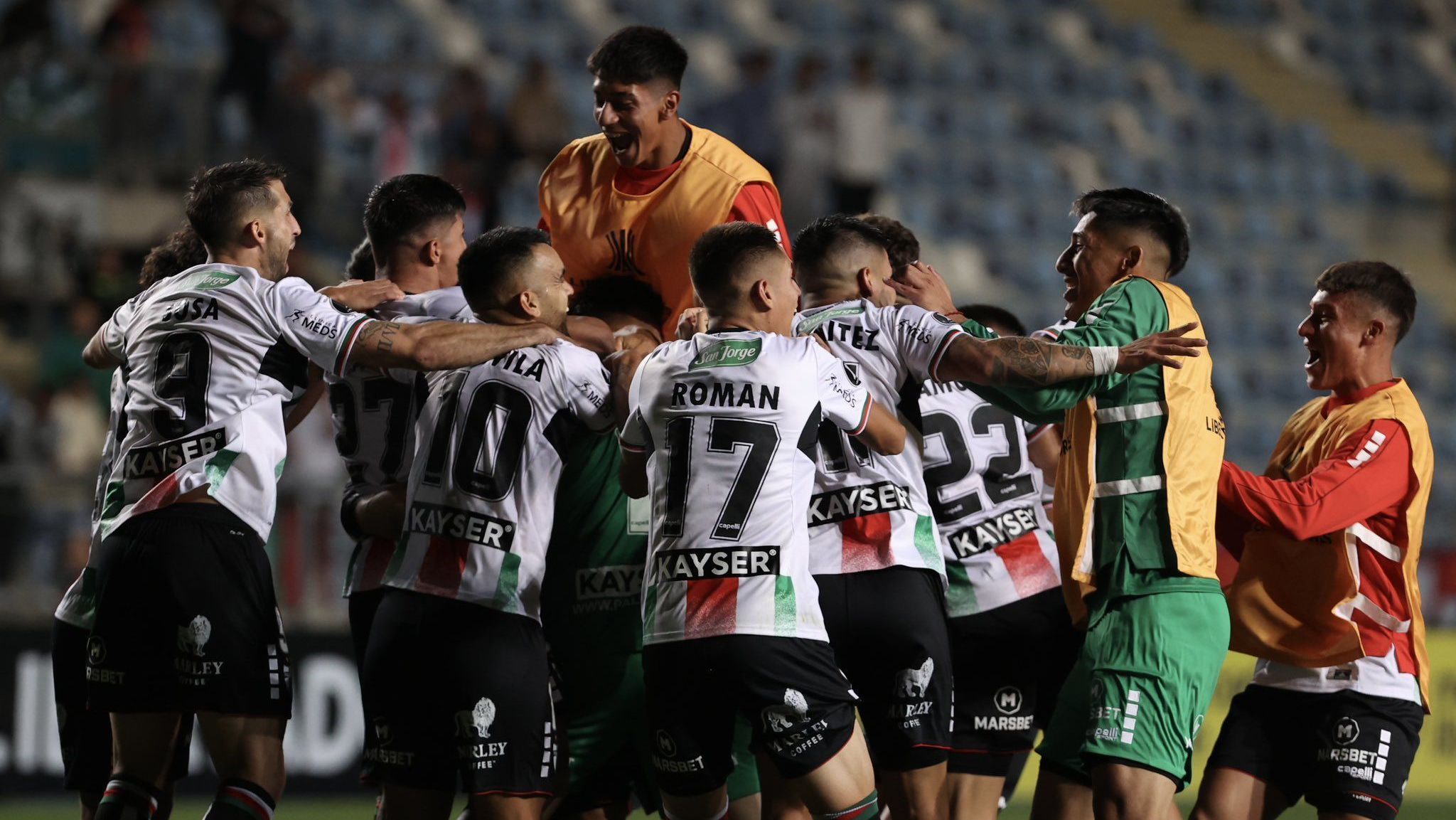 Palestino comemorando classificação à fase de grupos da Libertadores