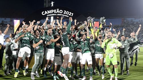 Palmeiras conquistou o bicampeonato consecutivo após vencer o Flamengo na prorrogação em Montevidéu