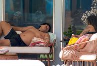 BBB24: Lucas confessa sonho com Pitel e ela rebate: "Não quero saber"