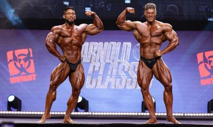 Ramon Dino e Wesley Vissers durante o Arnold Classic Ohio 2024