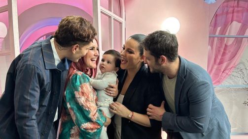 Christian Chávez, Christopher von Uckermann e Dulce María, todos do RBD, estiveram no batizado da filha de Maite Perroni