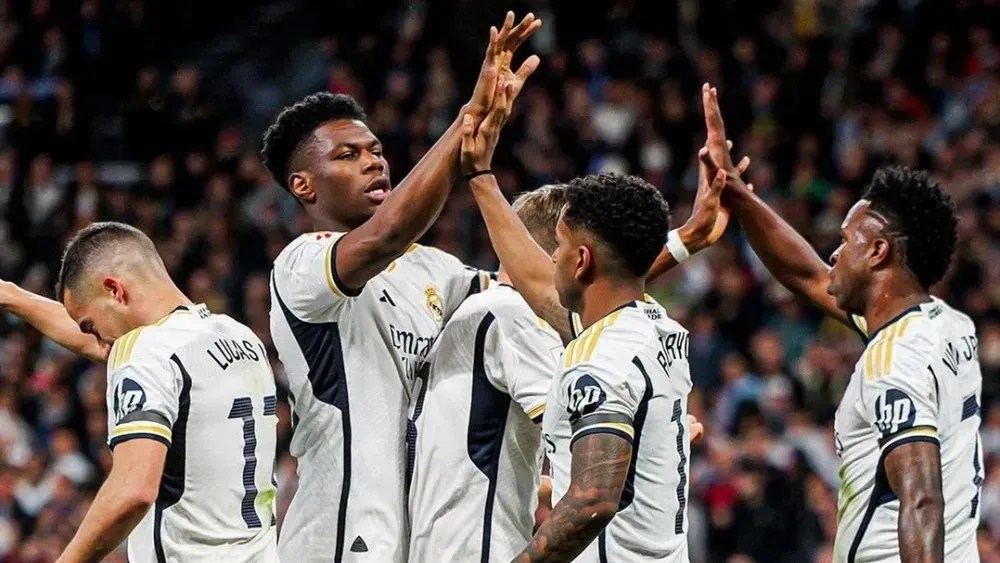 Jogadores do Real Madrid durante partida pela La Liga