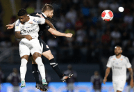 Bragantino vence o Santos, que se complica na briga de melhor campanha do Paulista