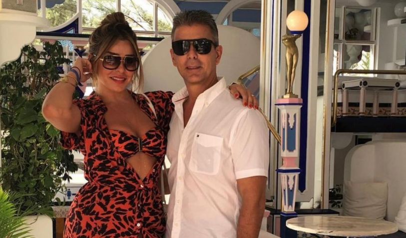 Rogério de Andrade ao lado da esposa / Reprodução