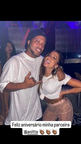 Ronaldinho celebra aniversário de Anitta / Reprodução/Ronaldinho/Instagram