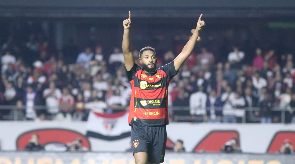 Sabino já fez gol contra o São Paulo em 2023