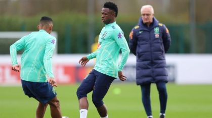 Vinicius Júnior durante treino