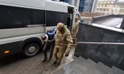 Suspeitos do ataque à casa de shows Crocus, em Moscou, são transferidos para a sede do Comitê de Investigação da Rússia