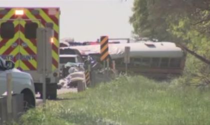 Acidente no Texas deixa dois mortos e ao menos 40 feridos