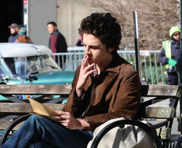 Timothée Chalamet em cena para "A Complete Unknown" / METROPOLIS/Bauer-Griffin/GC Images via Getty Images