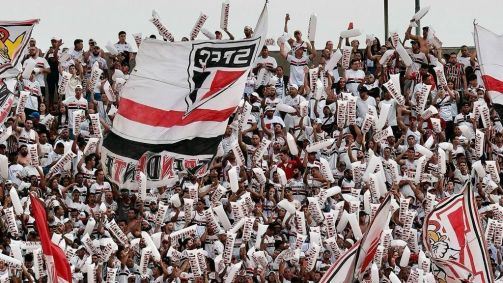 Torcida do São Paulo em jogo da equipe no MorumBIS