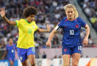 Brasil é “freguês” dos Estados Unidos no futebol feminino; veja números