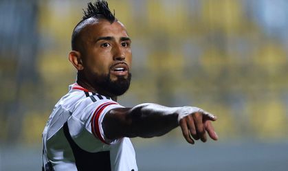 Vidal, ex-Flamengo e Athletico-PR, é investigado por agressão sexual no Chile