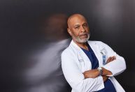 Astro de "Grey's" Anatomy se abre sobre câncer detectado precocemente