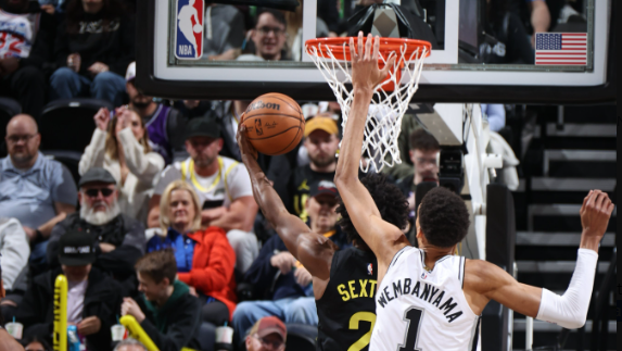 Victor Wembanyama, pivô do San Antonio Spurs