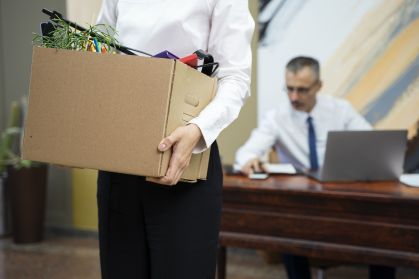 Demissão - demitido - mercado de trabalho - emprego - desemprego
