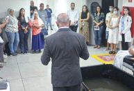 Hospital em MS monta piscina para batizar idoso em estado terminal
