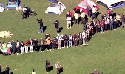 "Arma de choque e spray de pimenta": aluna descreve confronto em protesto nos EUA