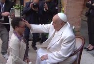 Papa Francisco viaja a Veneza e diz que seu trabalho não é fácil