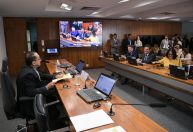 Comissão do Senado aprova projeto de lei que obriga corruptos a ressarcimento em dobro