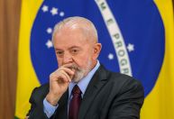Waack: sem maioria no Congresso, governo Lula se agarra ao STF
