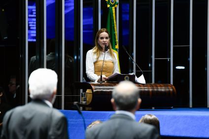 A senadora Daniella Ribeiro (PSD-PB) em discurso no plenário