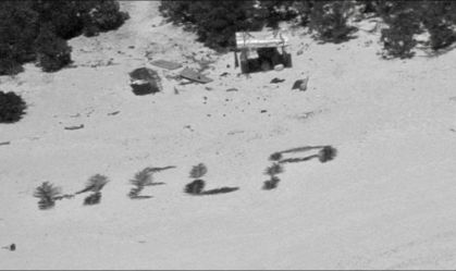 "HELP": sinal na areia garante resgate de náufragos no Pacífico – e uma reunião familiar inesperada