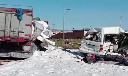 Acidente de ônibus na Bolívia deixa ao menos 14 mortos