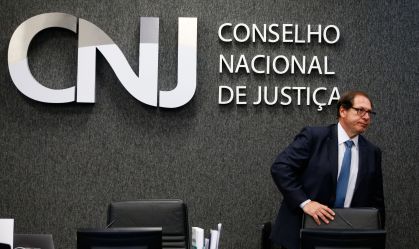Crescem reclamações no meio jurídico com afastamento de magistrados da Lava Jato