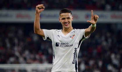 Alex Arce, artilheiro da LDU