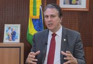 "Esperamos que seja aprovado em maio", diz Camilo Santana sobre PL do Novo Ensino Médio