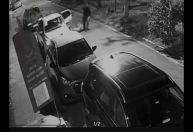 Vídeo: motorista de aplicativo arrasta mulher e criança para fora do carro no RJ