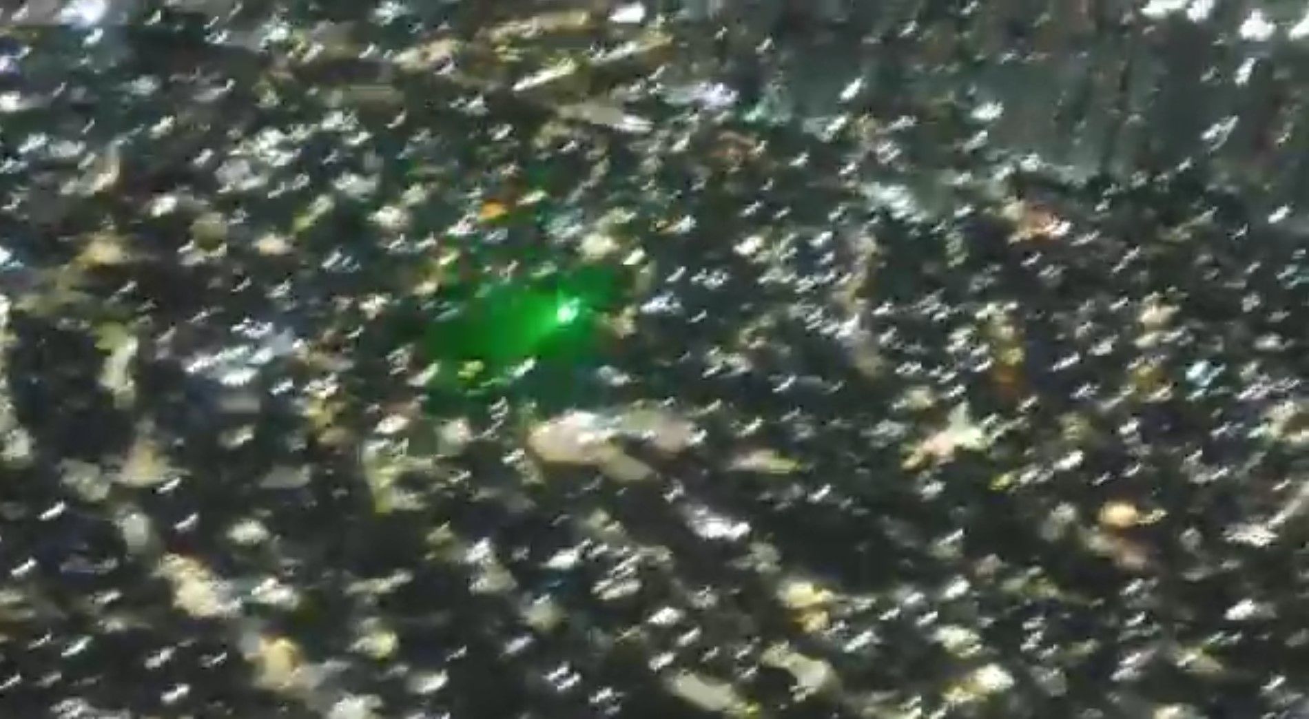Equipes realizavam patrulhamento de helicóptero quando foram atingidas por raio laser verde