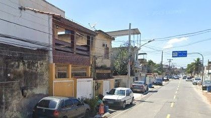 Corpo de PM é encontrado em porta-malas de carro na Baixada Fluminense