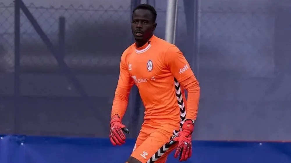 Cheikh Kane Sarr é suspenso após brigar com torcedores racistas