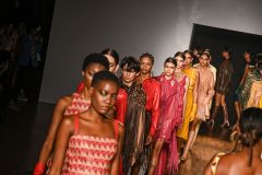 Desfila Patricia Viera na SPFW