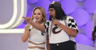 Eliana e Chiquinho, outro personagem que ficou famoso em seu programa, interpretado por Edilson Oliveira