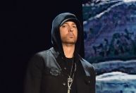 Eminem processa Meta em R$ 616 milhões por direitos autorais; entenda