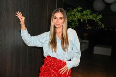Flavia Vianna, ex-BBB, esteve na gravação do novo DVD Claudia Leitte