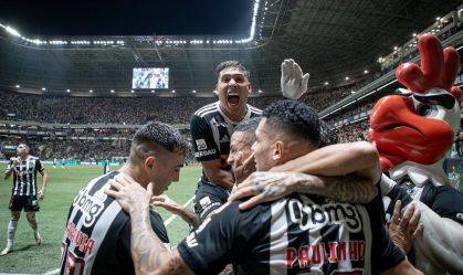Jogadores do Atlético-MG comemoram gol