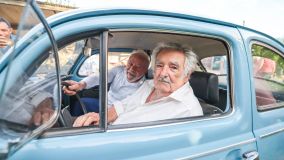Luiz Inácio Lula da Silva, presidente do Brasil, com Pepe Mujica, ex-presidente do Uruguai