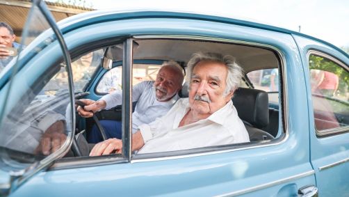 Luiz Inácio Lula da Silva, presidente do Brasil, com Pepe Mujica, ex-presidente do Uruguai