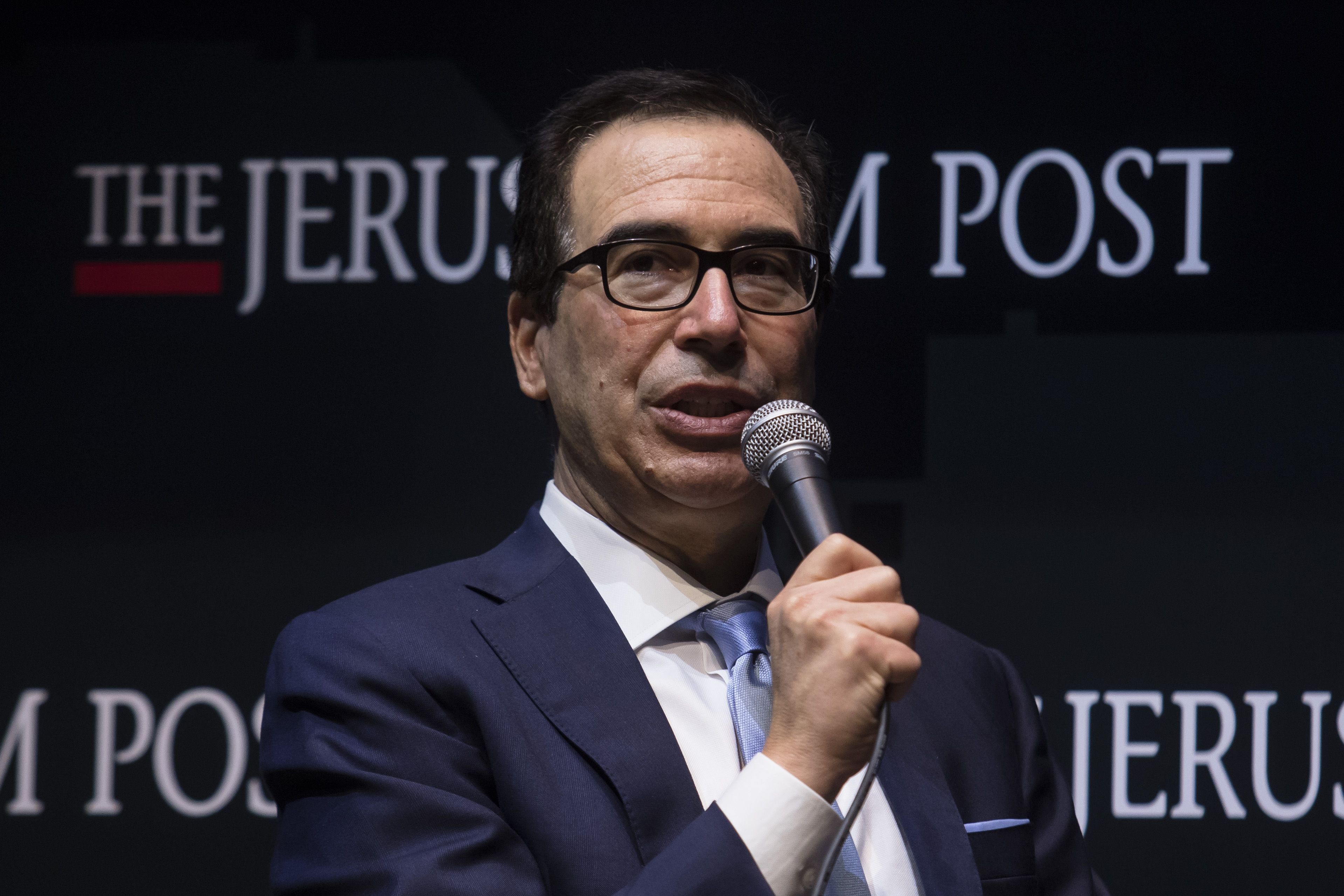 Steven Mnuchin, ex-secretário do Tesouro dos EUA, em 12 de outubro de 2021 / Amir Levy/Getty Images