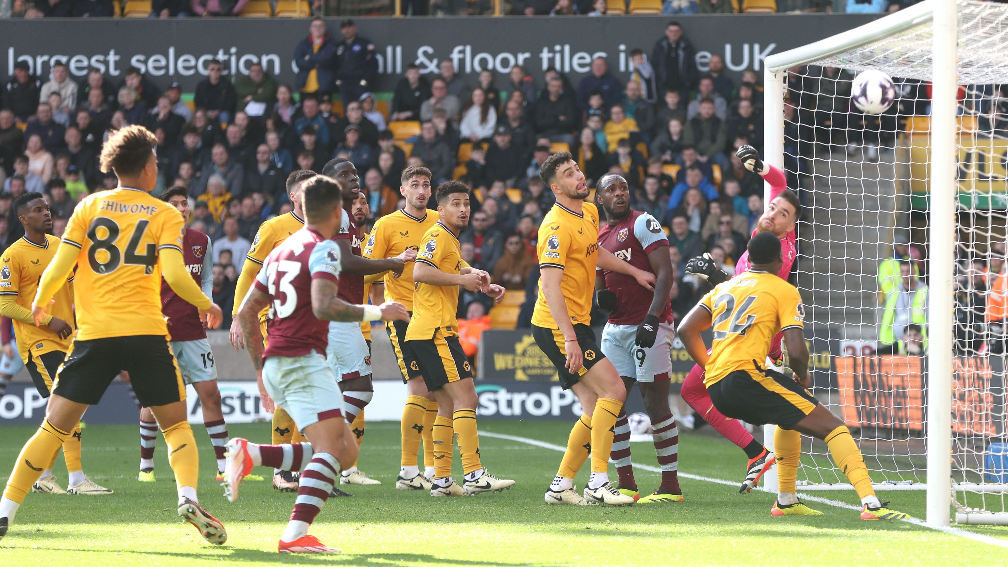 Ward-Prowse faz gol olímpico em vitória do West Ham na Premier League
