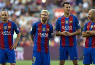 Ídolo do Barcelona apoia Vinicius Jr na luta contra o racismo: 